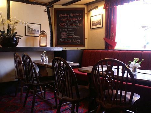The Saracens Head Inn Amersham Zewnętrze zdjęcie
